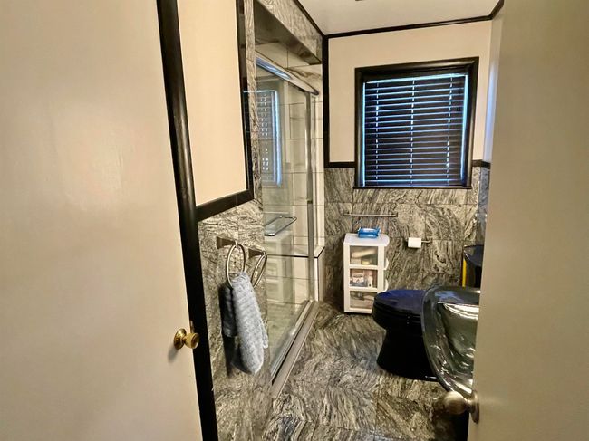 435 Spruce St, House other with 3 bedrooms, 2 bathrooms and null parking in Manchester NH | Image 12