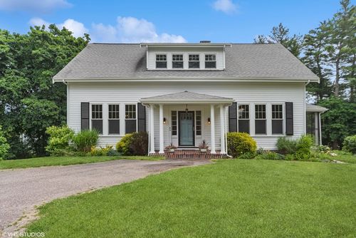 14 Main St, Easton, MA, 02356 | Card Image