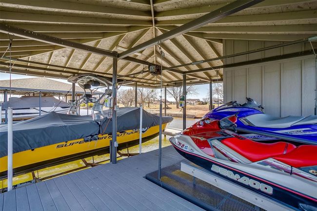 1204 E Scandinavian Ct, House other with 4 bedrooms, 4 bathrooms and null parking in Granbury TX | Image 14