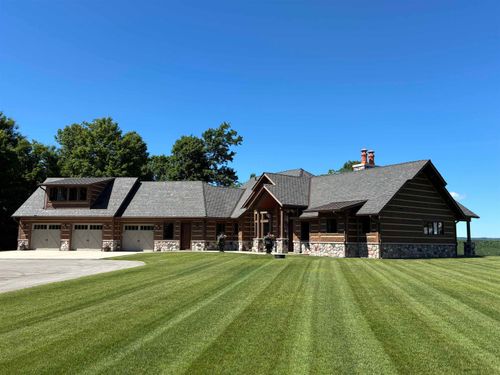 3375 Crum Rd, Benzonia, MI, 49616-9572 | Card Image