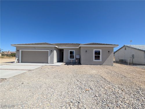 3201 W Prospector Ln, Pahrump, NV, 89048-4464 | Card Image