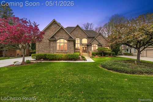 14382 Knightsbridge Dr, Shelby Township, MI, 48315-2820 | Card Image