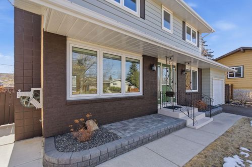 1315 Lake Michigan Cres Se, Calgary, AB, T2J3E9 | Card Image