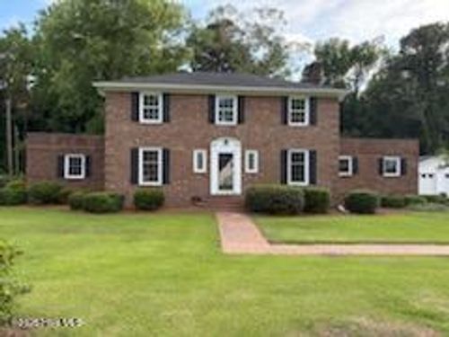 607 E 2nd St, Kenly, NC, 27542-8326 | Card Image