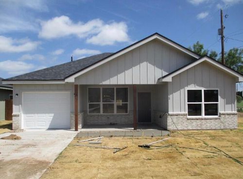 60 E 17th St, San Angelo, TX, 76903-3867 | Card Image