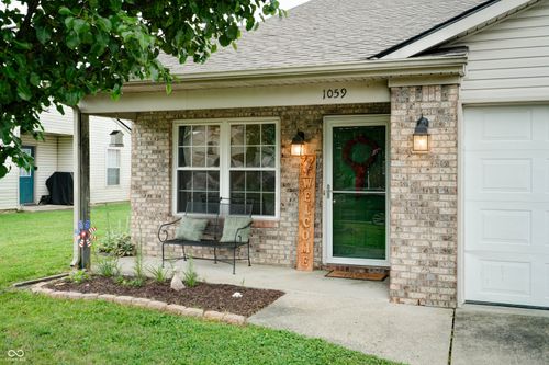 1059 Wild Ivy Trl, Franklin, IN, 46131-2722 | Card Image