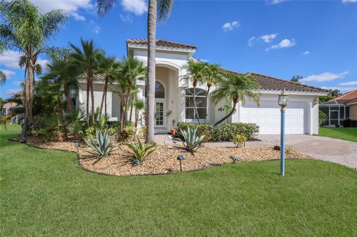 7111 41st Ln E, Sarasota, FL, 34243-5137 | Card Image