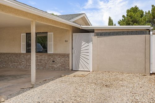 80-4400 W State St, Hurricane, UT, 84737-3227 | Card Image
