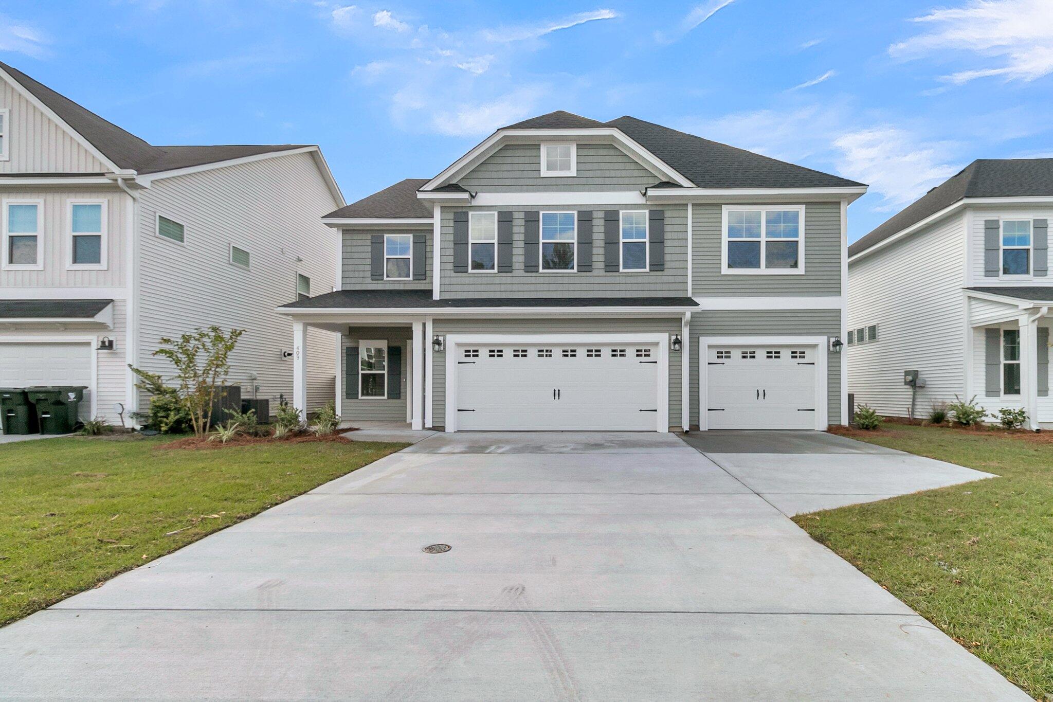 Rowley Ln, Summerville, SC 29486