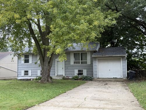 1405 Essex Ct, Normal, IL, 61761-2832 | Card Image