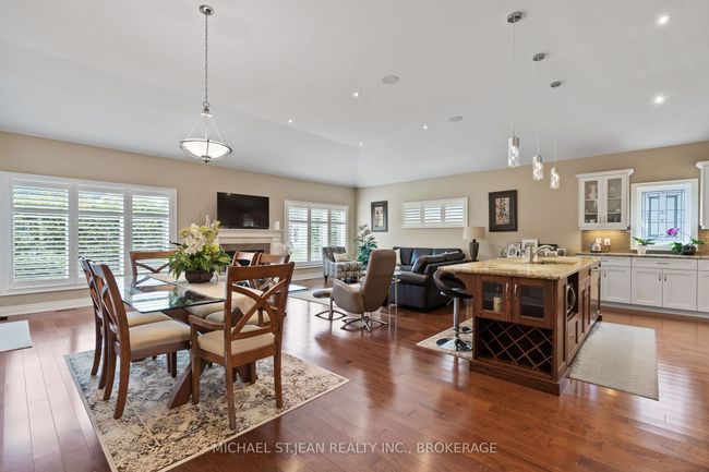 41 Sunrise Crt, House other with 3 bedrooms, 3 bathrooms and 4 parking in Ridgeway ON | Image 9