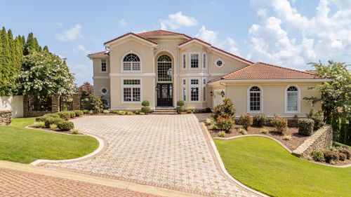 175 Westshore Rdg, Savannah, TN, 38372-5889 | Card Image