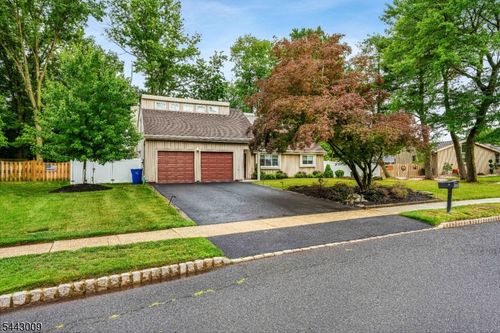 23 Pittsburgh Ave, Piscataway, NJ, 08854-2129 | Card Image