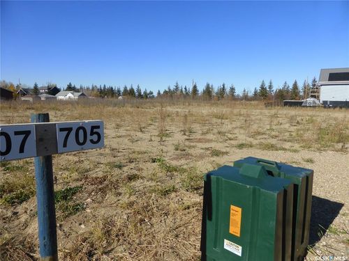 705 Willow Bay, Bright Sand, SK, S0M0H0 | Card Image