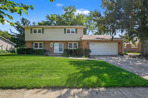 1715 Lily Street, Aurora, IL, 60505 | Card Image