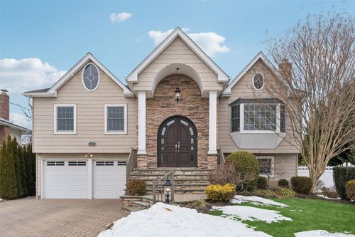1827 Glenn Ln, Merrick, NY, 11566-5127 | Card Image