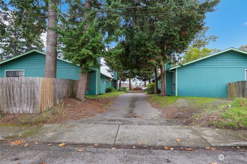 526 7th Street Ne, Auburn, WA, 98002 | Card Image