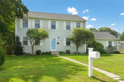 173 Russell Dr, Tiverton, RI, 02878-1630 | Card Image
