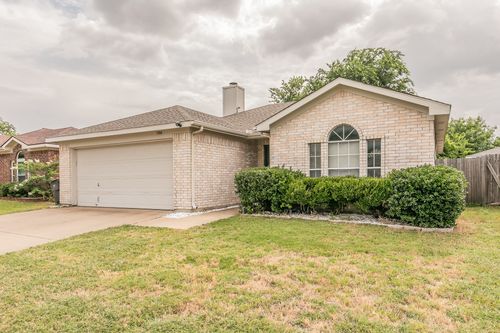 7008 Nohl Ranch Rd, Fort Worth, TX, 76133-8175 | Card Image