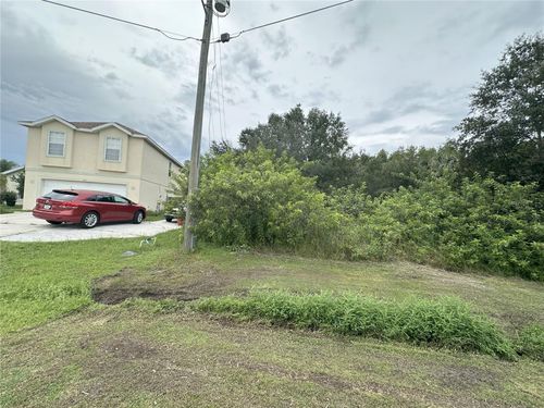618 Kangaroo Dr, KISSIMMEE, FL, 34759-4302 | Card Image