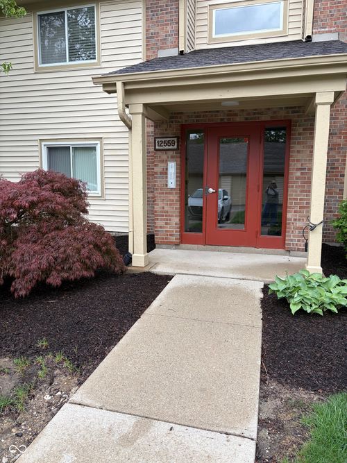 5-12559 Timber Creek Dr, Carmel, IN, 46032-7560 | Card Image