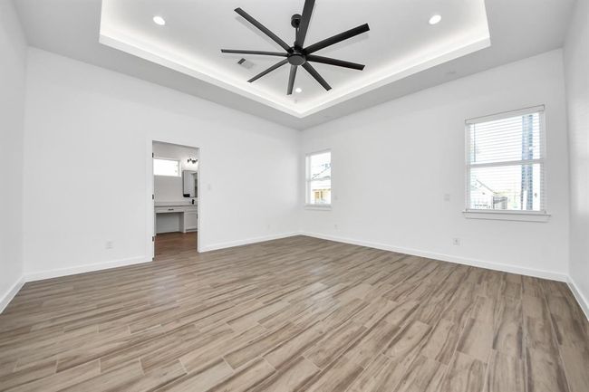 Primary Suite | Image 25