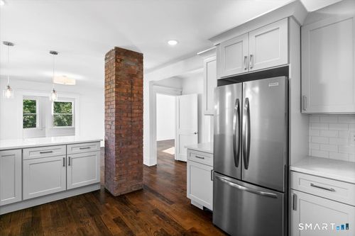 2-954 Elm Street, New Haven, CT, 06511 | Card Image