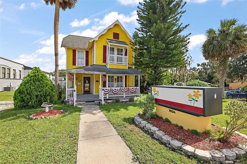 1024 W Main Street, LEESBURG, FL, 34748 | Card Image