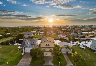 4109 Des Prez Court, House other with 3 bedrooms, 2 bathrooms and null parking in Hernando Beach FL | Image 2