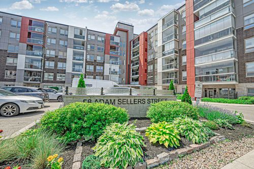 407-58 Adam Sellers St, Markham, ON, L6B1P5 | Card Image