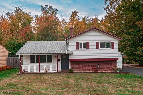 6452 Brooks Blvd, Mentor, OH, 44060-3624 | Card Image