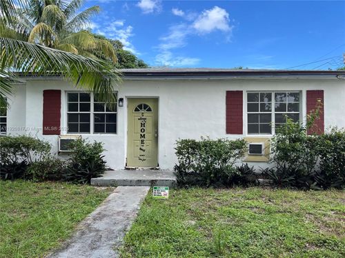 c-14155 Ne 14th Ave, North Miami, FL, 33161-3046 | Card Image