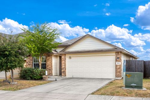 7022 Phoebe Vw, San Antonio, TX, 78252-2831 | Card Image