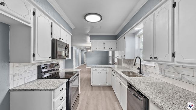 10 Vernon St, House other with 4 bedrooms, 2 bathrooms and null parking in Hooks TX | Image 13