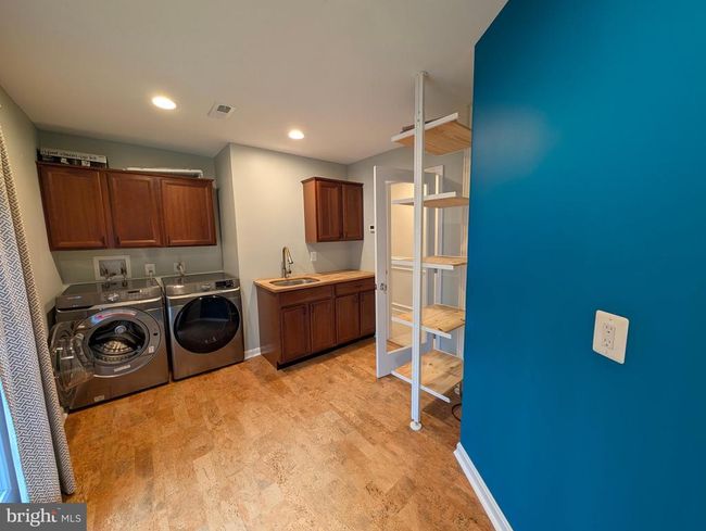 11901 Paradise Ln, House other with 4 bedrooms, 5 bathrooms and null parking in Oak Hill VA | Image 48