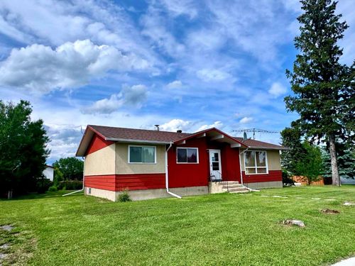 202 2nd Avenue, Leslieville, AB, T0M1H0 | Card Image