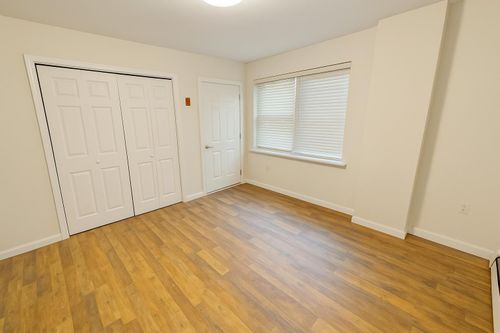 224 Walsh Ave, New Windsor, NY, 12553-5736 | Card Image