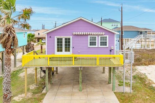 623 Crane Ct, Surfside Beach, TX, 77541-9489 | Card Image