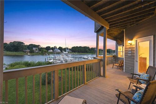201-1024 Porte Harbour Arch, Hampton, VA, 23664-1555 | Card Image