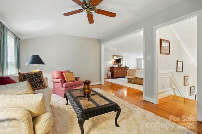 2025 Sagamore Rd, House other with 4 bedrooms, 3 bathrooms and null parking in Charlotte NC | Image 28