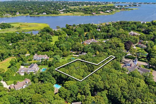 98 Meeting House Road, Southampton, NY, 11978 | Card Image