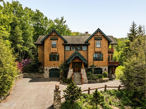 6 White Way, Windham, NY, 12496-5525 | Card Image