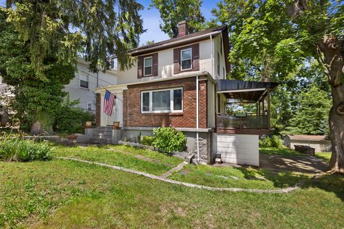 18 English Ln, Dobbs Ferry, NY, 10522-1813 | Card Image