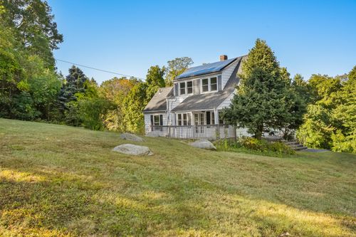 33 Spruce Mountain Rd, Danbury, CT, 06810-8221 | Card Image