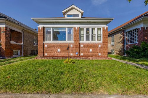 8624 S Throop St, Chicago, IL, 60620-4053 | Card Image
