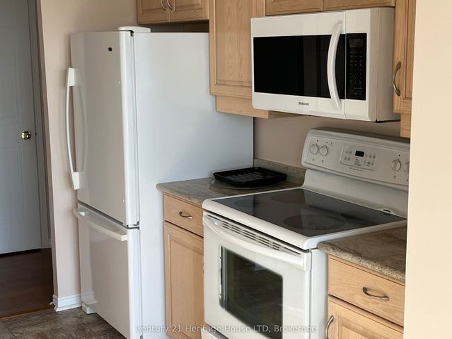 407 - 5100 Dorchester Rd, Condo with 2 bedrooms, 2 bathrooms and 1 parking in Niagara Falls ON | Image 9