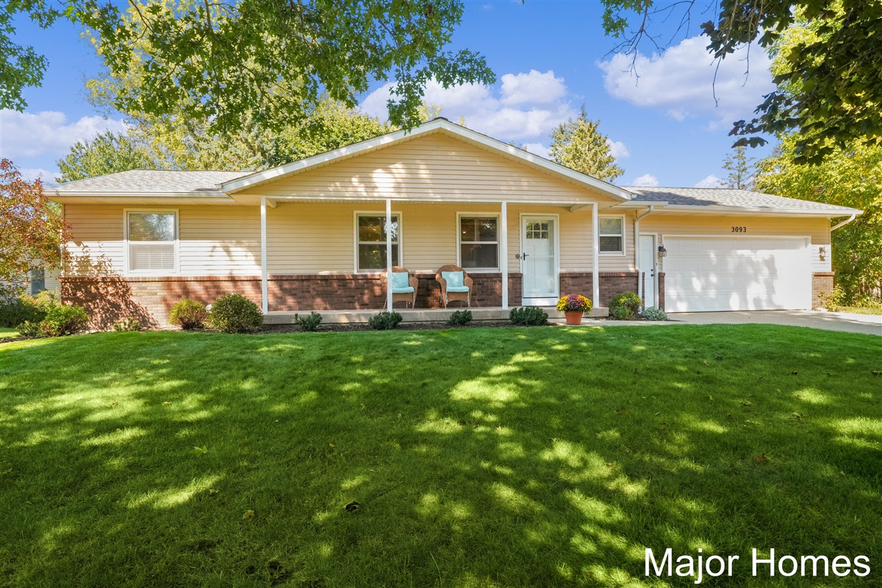 Terry Ct, Grand Rapids, MI 49512