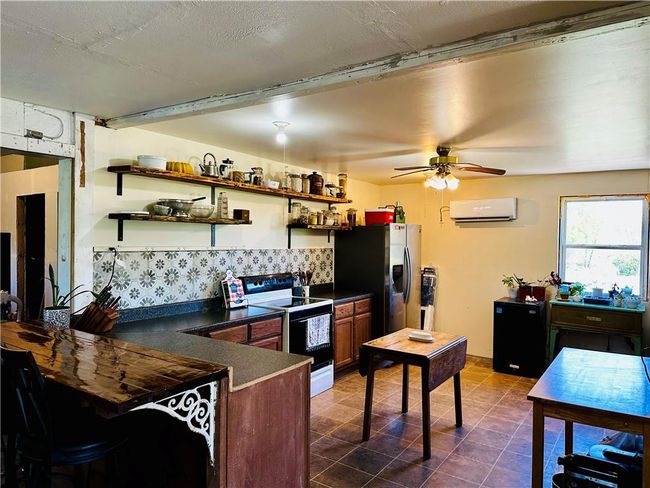 8889 Ne Highway 52, House other with 3 bedrooms, 1 bathrooms and null parking in Windsor MO | Image 5