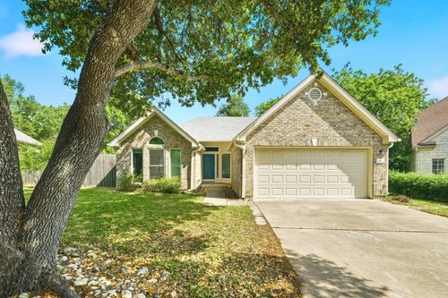 215 Rio Vista Dr, Georgetown, TX, 78626-4527 | Card Image