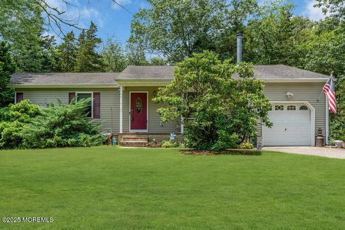 124 Cedar Swamp Rd, Jackson, NJ, 08527-4504 | Card Image